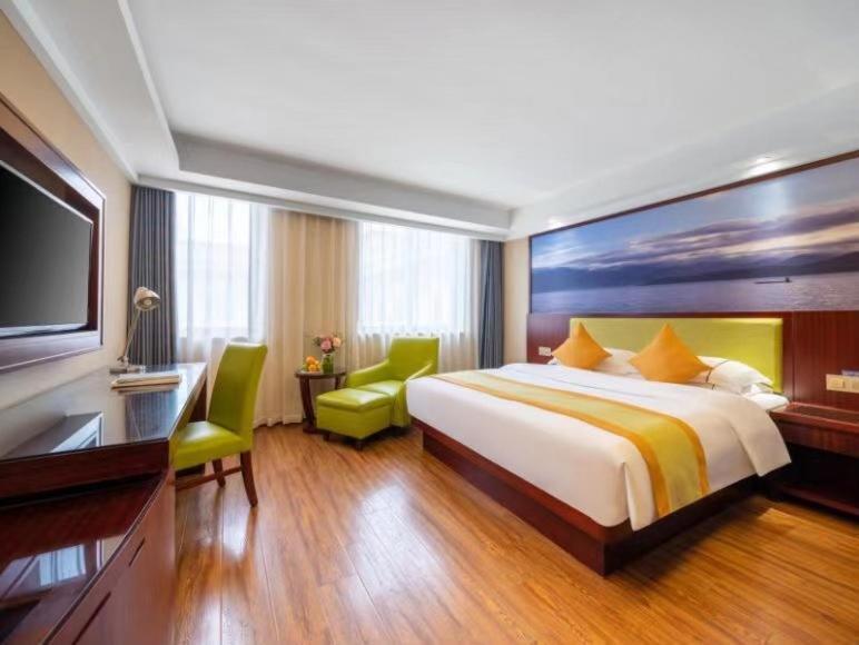 Ruide Hotel Иу Экстерьер фото