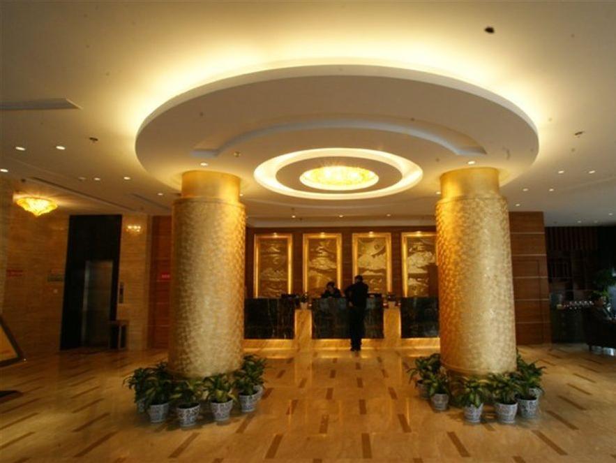Ruide Hotel Иу Экстерьер фото