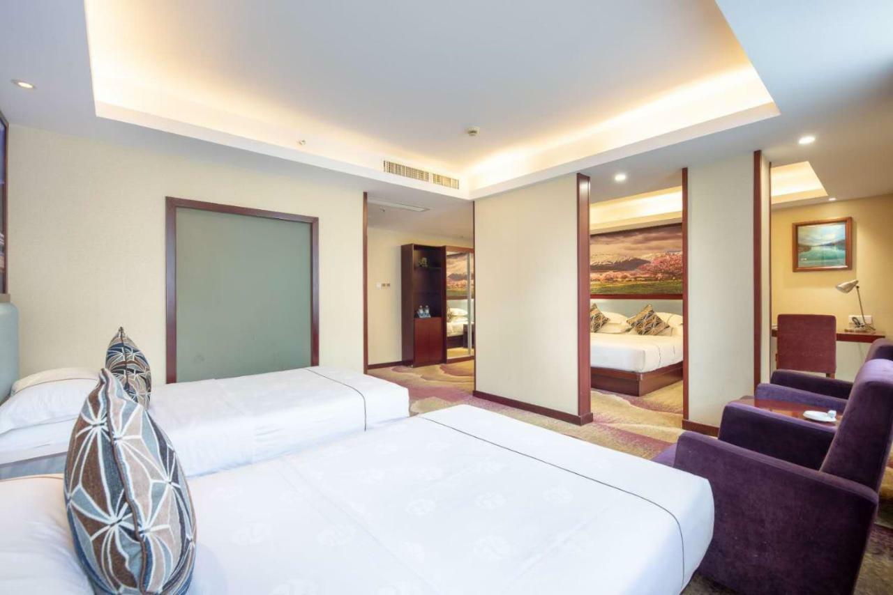 Ruide Hotel Иу Экстерьер фото