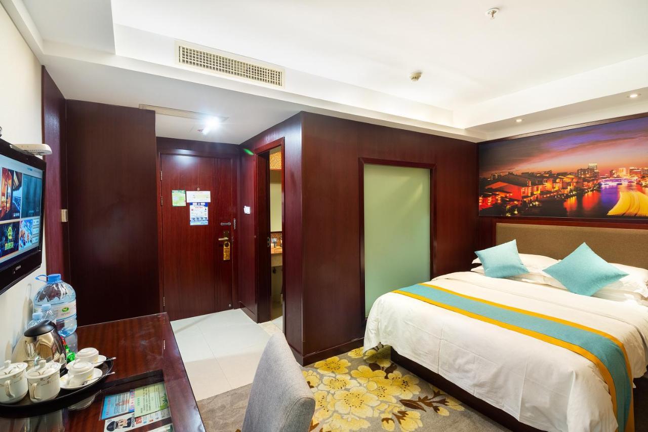 Ruide Hotel Иу Экстерьер фото