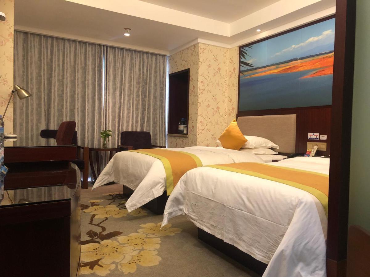 Ruide Hotel Иу Экстерьер фото